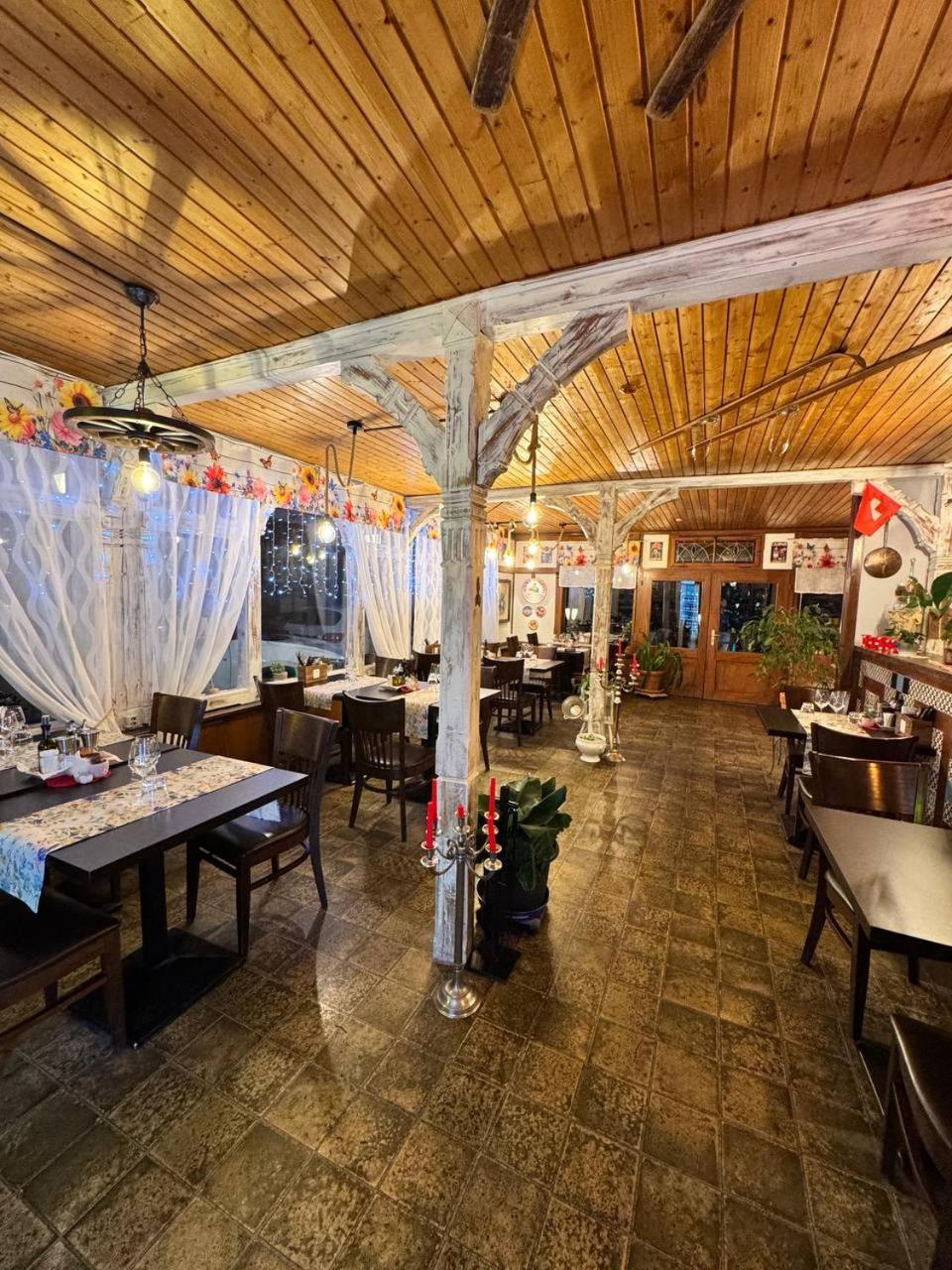 Hotel Post Cunter Biancardi سافونين المظهر الخارجي الصورة